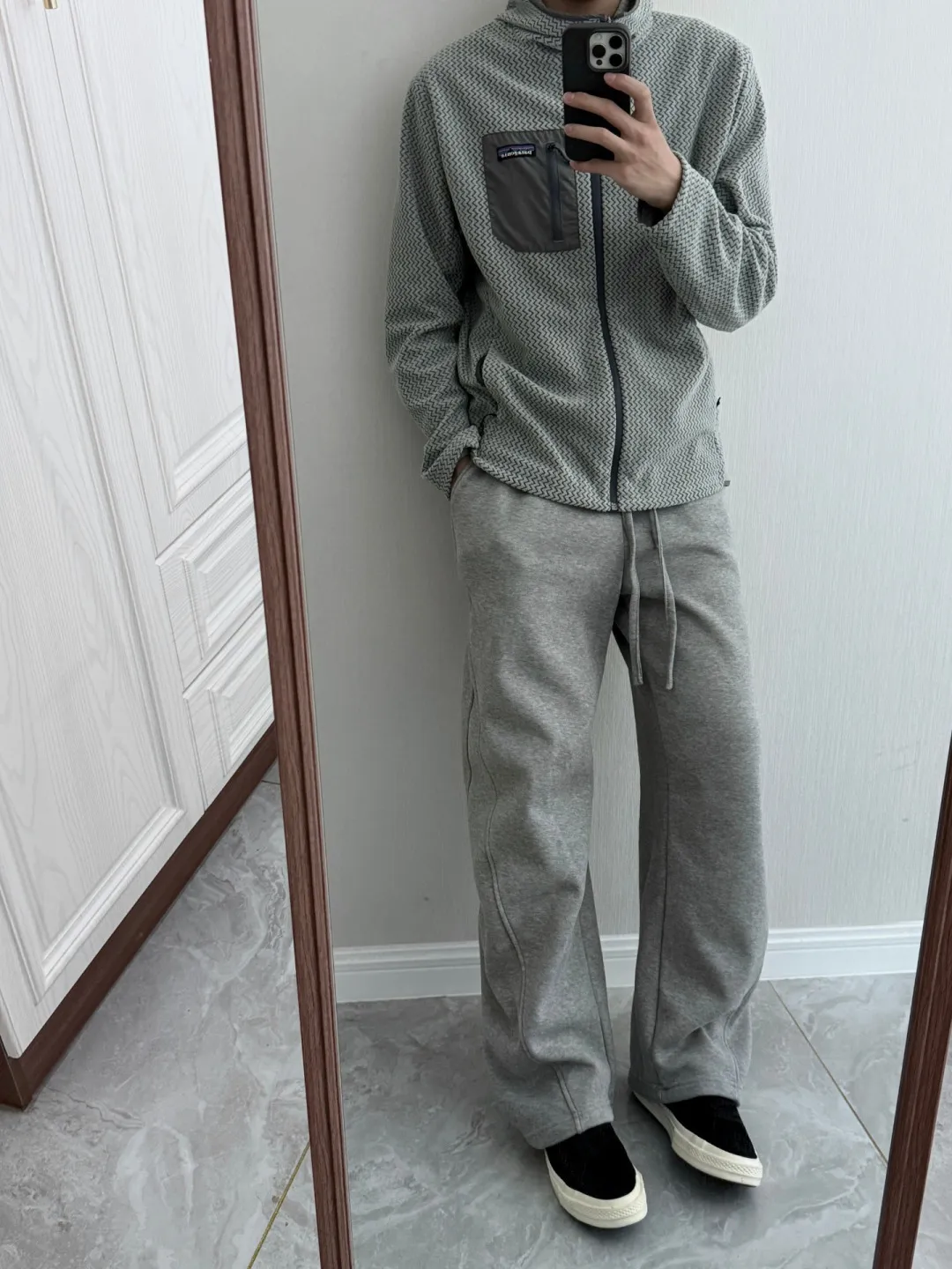 5507 P124 PATAGONIA REI ， ， 。PATAGONIA ， 。 ：Dark Gray Coffee Brown Black Royal Blue Purple Khaki White Yellow Blue Red Green 11 patagonia ： Breathable : ： Size ： S （ 112 69 64 46） M（ 116 71 65 48） L （ 120 73 66 50） XL（ 124 75 67 52） 170cm，80-130 S 170-175cm，130-150 M 175-180cm，150-170 L 180-185cm，170-190 XL